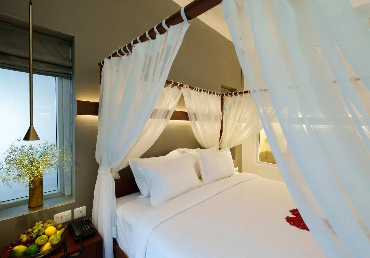 Eden Woods Resorts And Spa Munnar India