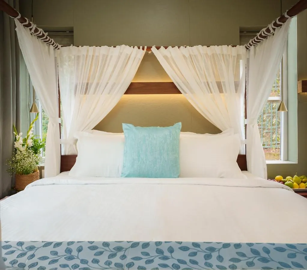 Eden Woods Resorts And Spa Munnar
